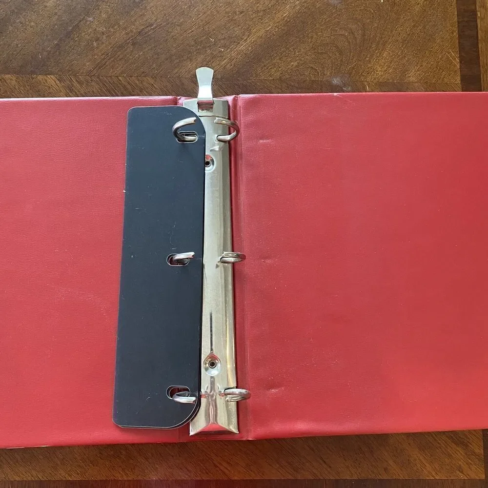 Vintage Atwood Richards Inc ARI Client Bulletin Binder Red 2.5”‎ National Barter